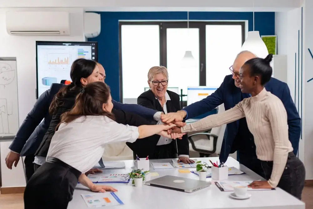 Ações de Endomarketing: 9 ideias para engajar e motivar o time