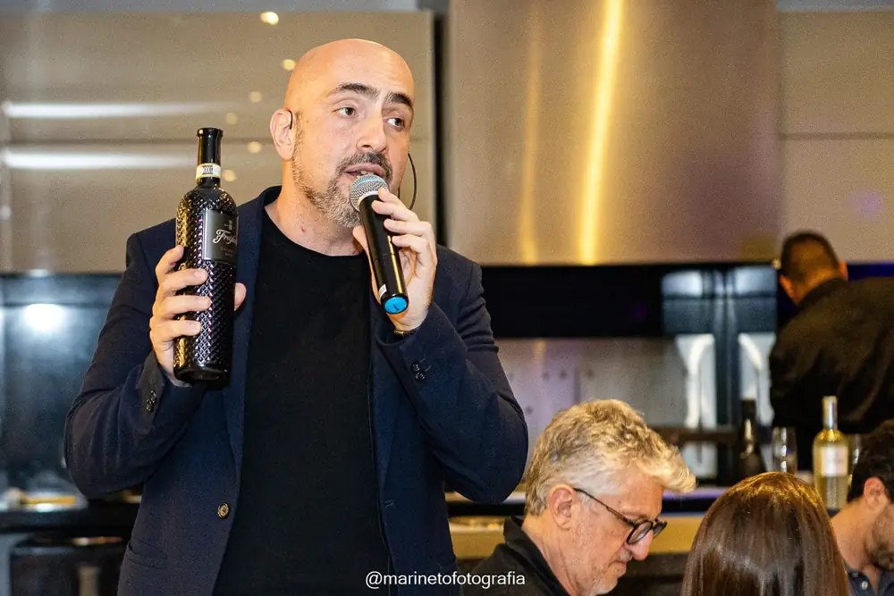 Sommelier por um Dia: uma experiência sensorial e colaborativa para a equipe Tirreno